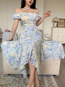 Modelyn Robe d'été élégante pour femme en mousseline imprimée, épaules dénudées, croisée, plissée avec ourlet irrégulier - Bleu azur - Voir 8