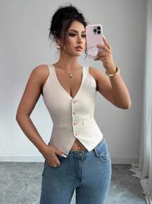 SHEIN PETITE 女士休闲V领前开襟纽扣修身薄款背心上衣优雅连体衣露胸上衣 - 杏色 - 查看 1