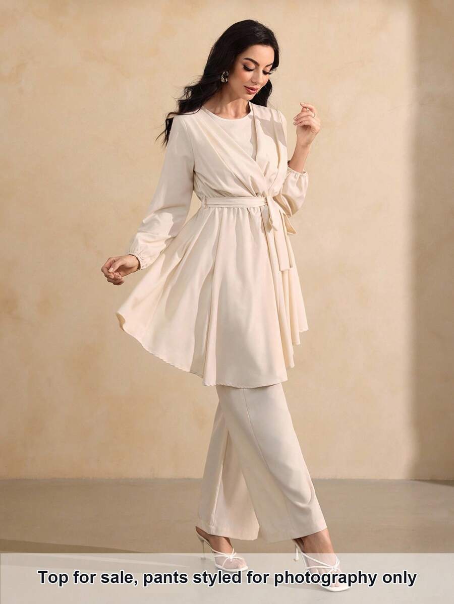 Graceveil Áo cánh tay đèn lồng màu trơn thanh lịch cho nữ, viền bất đối xứng, khiêm tốn - Màu be - Xem 1