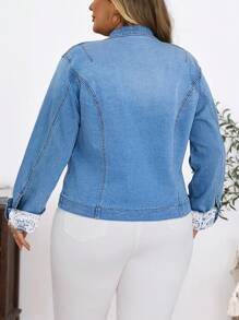 EMERY ROSE Plus Size Casual Vacation Washed Contrast Lace Denim Jacket - Light Wash - View 4
