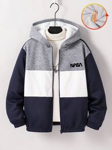 SHEIN 青少年男孩毛绒拼布拉链经济型夹克 男孩秋装 儿童秋装 秋季衬衫 儿童冬装 幼儿男孩秋装 可爱毛衣 万圣节儿童服装 秋季衬衫 秋季衬衫 万圣节衬衫 黑色衬衫 适合通勤上学 日常休闲 大学旅行 适合运动 适合秋冬季节 - 寶藍色 - 查看 3
