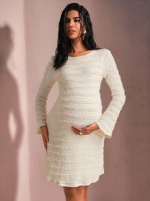 MaterniChic 孕妇纯色圆领修身优雅长袖连衣裙 - 白色 - 查看 1