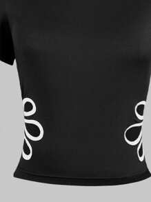 SHEIN ChillGRL 2件套青少年夏季舒适运动时尚花卉镂空短袖上衣和休闲裤套装