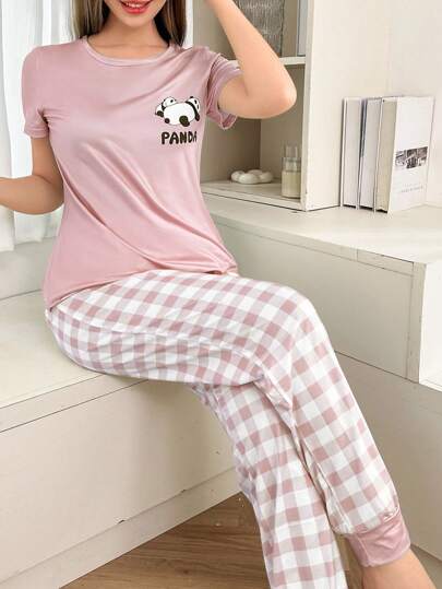 Conjunto de pijama con estampado de panda de manga corta y pantalón largo a cuadros. Conjunto de pijama lindo para mujer. Conjunto de pijama para mujer con estampado de panda y cuadros rosa. Conjunto de pijama cómodo.