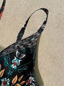 SHEIN VCAY Plus Size Vintage Floral Print Swimsuit Top Boho - Black - View 4