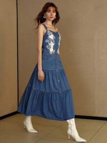 MOTF PREMIUM 仿珍珠串珠花卉刺绣牛仔连衣裙