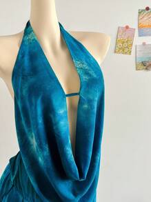 Soleia Vestido de fiesta corto con cuello drapeado profundo, volantes y bajo asimétrico en estilo tie dye, de talle bajo, para vacaciones