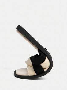 Women Shoes Fashionable And Comfortable Women's Shoes - Black and White - View 5