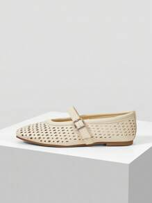 MOTF PREMIUM HOLLOW OUT PU LEATHER FLATS - Beige - View 2
