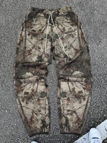 Manfinity EMRG 男士休闲街头树印花抽绳腰运动裤，适合狂欢