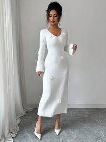 Chiquease 时尚优雅手工印花V领修身针织连衣裙，全白针织毛衣，适合大学校园秋冬季女装