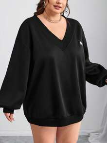 SHEIN CURVE+ Curves Plus Size/Chool Clothes/Back To School Clothes /Back To SchoolPlus Size Women's Casual Simple Black V-Neck Loose Fit Sweatshirt, Suitable For Autumn/Winter Plus Size Sweatshirts Plus Size Sweatshirt Women Black Sweatshirt V-Neck Sweatshirt Plus Size Top Fall/Autumn /Winter