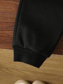 مجموعة بنطلون رياضي بسيط وبلوزة مع تطريز ثلاثي الأبعاد على الطراز الياباني لفتيات صغيرات، طقم ملابس شتوي/خريفي للأطفال - الأسود - مشاهدة 7