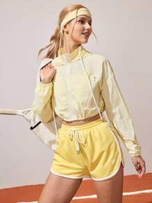 CourtClass 女士撞色宽松休闲短裤，带口袋，个性化印花运动短裤，适合跑步、网球 - 黃色 - 查看 4