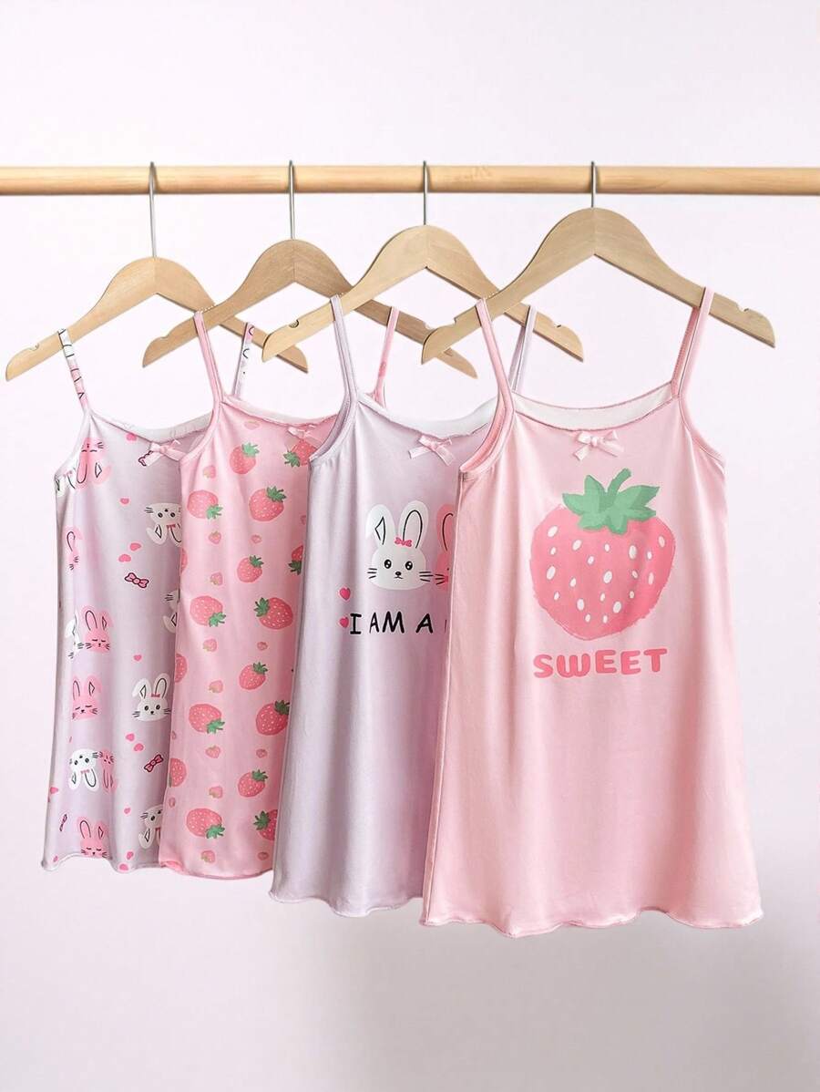 4 piezas Conjunto de pijama para niña: Estampado de fresa rosa claro con diseño "SWEET", Ajuste holgado con gráfico de conejo de dibujos animados lavanda, Hecho de tela suave y ligera, Estilo simple y cómodo, Adecuado para combinar madre e hija (se venden por separado), Conjunto de pantalones cortos de pijama para niñas, Moda de regreso a la escuela, Top de verano - Multicolor - Ver 1