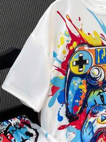 SHEIN Set de 2 piezas de camiseta de manga corta con gráfico de videojuego y pantalones cortos para niño preadolescente