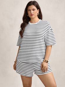 Zelara Plus Size Women's Black And White Summer Striped Crew Neck Drop Shoulder T-Shirt & Shorts 2 Pieces Casual Set,Smart Casual Vacation Outfits Rompers - Black and White - View 3