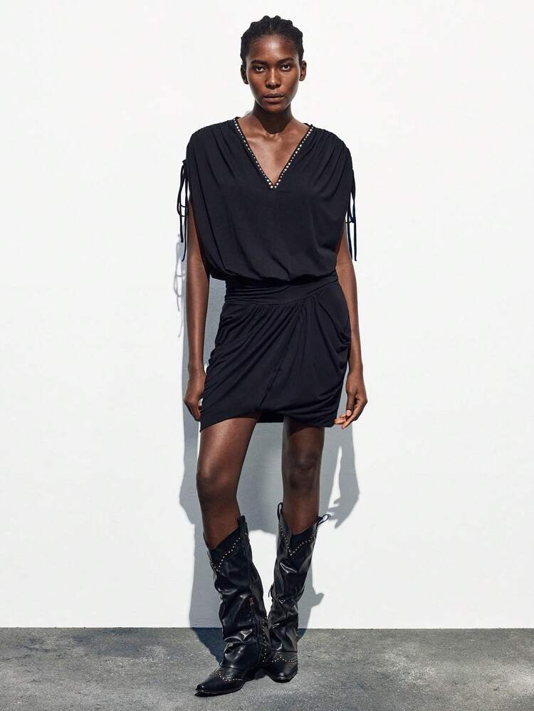 SHEIN Maija Black Bat Print Cinched Waist Bohemian Style Short Dress, Cinched Waist With Silver Metal Decor,Halloween