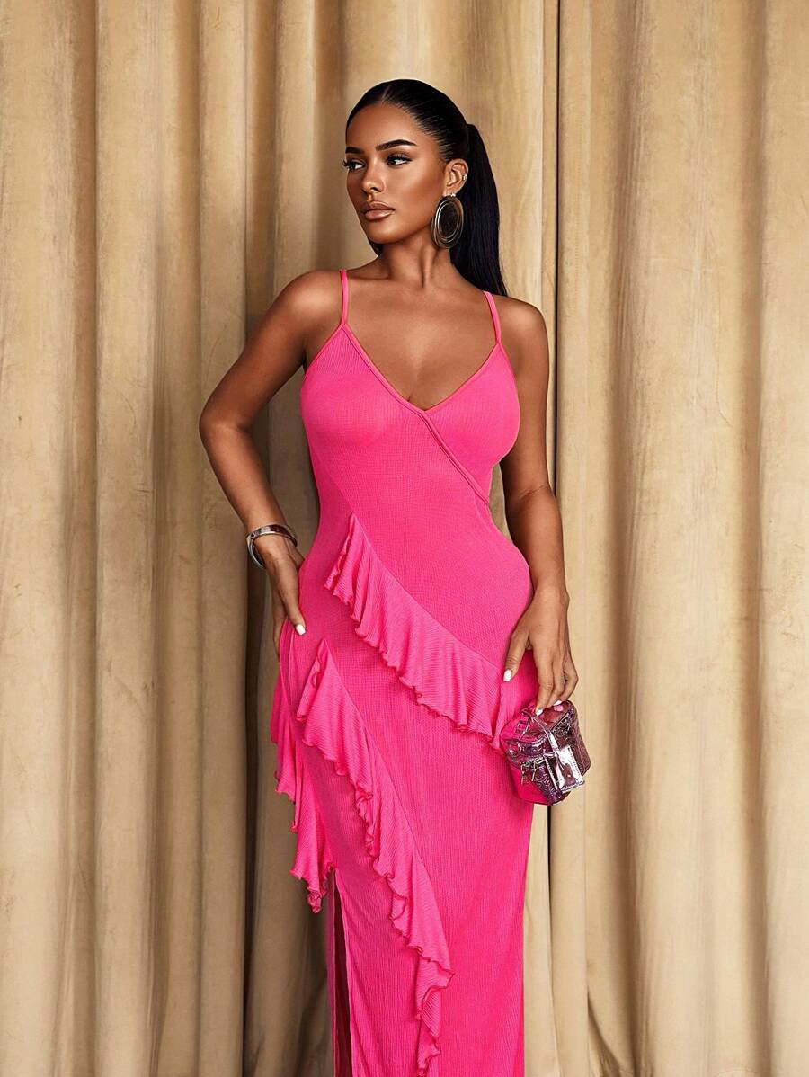 Sirith Đây là mẫu vải tuyn lưới cổ chữ V gợi cảm mới dành cho nữ. Thiết kế xếp nếp bất đối xứng với các đường xẻ tà hai bên, hoàn hảo cho kỳ nghỉ biển. Vừa là váy dài vừa là váy đi biển. - Màu Hồng Tươi - Xem 1