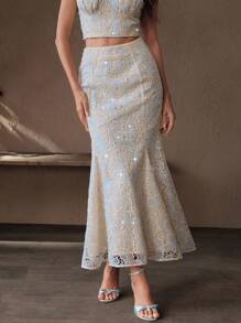 Savoree Gonna elegante e romantica color azzurro chiaro, con orlo a sirena, decorata con ricami floreali traforati e perline, vita aderente, adatta come gonna per invitati a matrimoni, gonna da favola, scollo spalle scoperte - celeste - Visualizzare 3