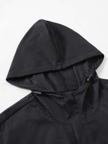 Manfinity EZcore 加大码男士长袖字母印花休闲宽松连帽夹克，黑色连帽衫，街头风，秋季款 - 黑色 - 查看 5