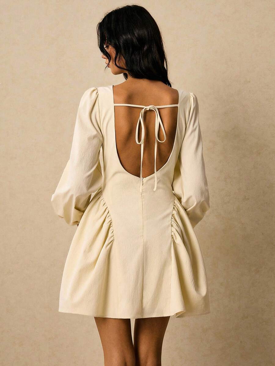 Poéselle Elegantes, einfarbiges Minikleid mit Laternenärmeln und geraffter Taille für Damen, Herbstkleider für Damen, Freizeitkleider, Büro-Outfits für Damen, Business-Casual-Damen, klassische Outfits für Damen, Old-Money-Style für Damen, Herbst-Outfits für Damen - Beige - Übersicht 1