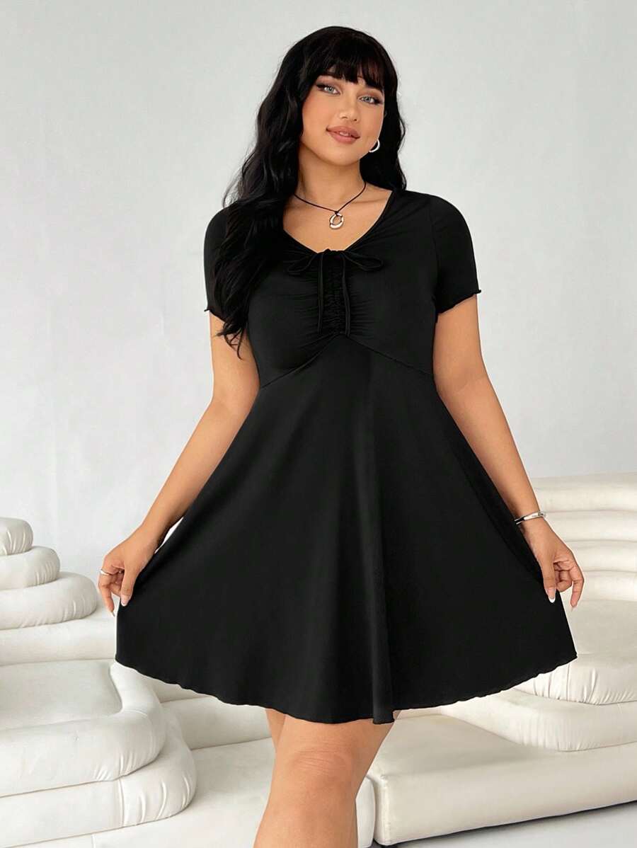 SHEIN EZwear 大码女式情人节红色 V 领前扭纹中长连衣裙