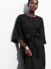 Maija 女士刺绣镂空腰系带长袖连衣裙，宽松夏季度假连衣裙，休闲风 - 黑色 - 查看 5