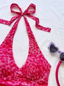 Soleia 女士度假风格杏色纹理面料露背 V 领紧身衣和层叠荷叶边下摆迷你裙套装