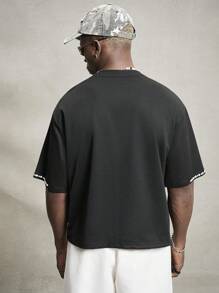 PAVTROS Manfinity Streetrush 男士街头风格短袖 T 恤，现代时尚和街头风格，简约时尚独特，适合日常街头穿着、休闲聚会、节日礼物、男女通用图案 T 恤、说唱歌手图案 T 恤、男友礼物、街头服饰万圣节派对