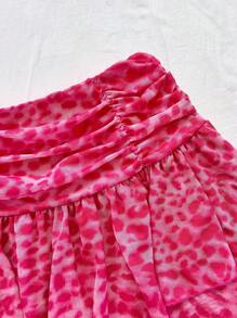 Soleia 女士度假风格杏色纹理面料露背 V 领紧身衣和层叠荷叶边下摆迷你裙套装