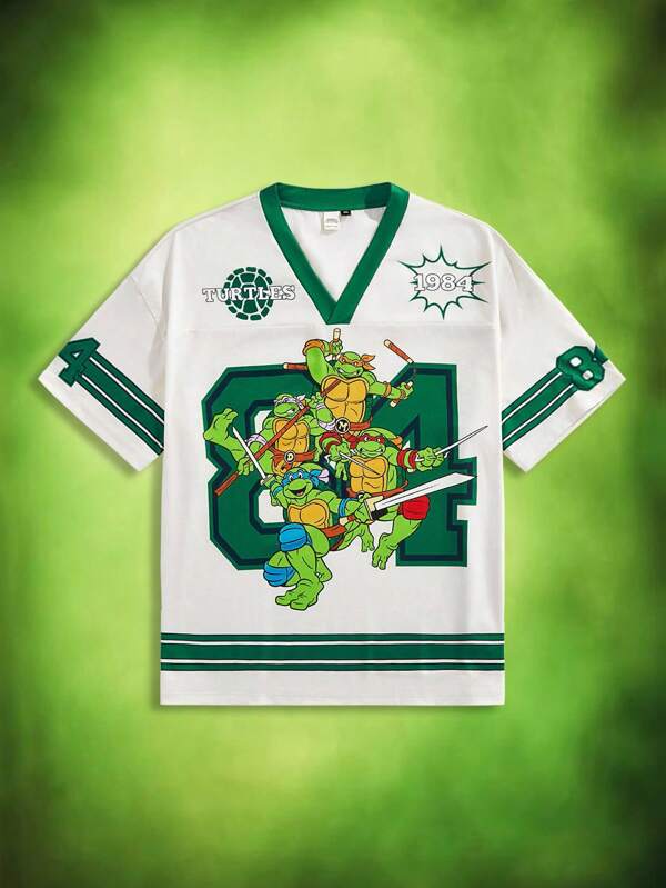 TEENAGE MUTANT NINJA TURTLES X SHEIN Camiseta de manga corta con cuello en V a rayas y gráfico de dibujos animados para hombres de talla grande