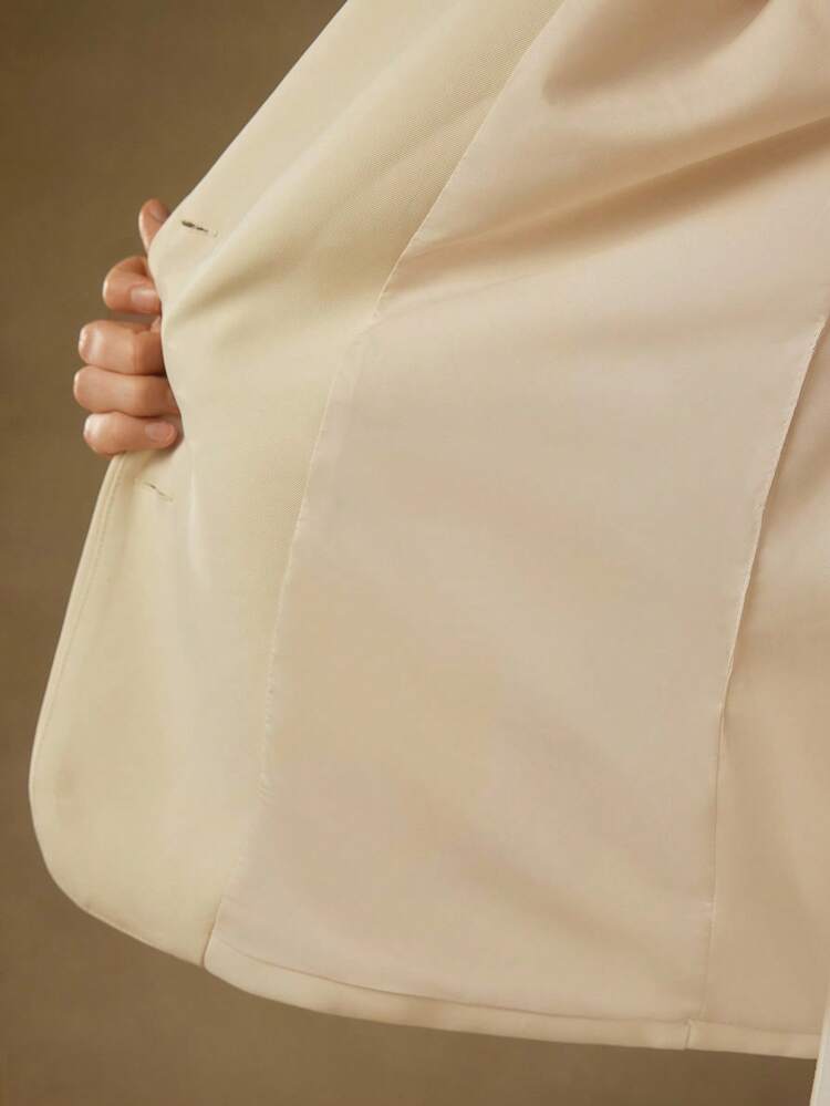 EMBROIDERY BUTTON UP BLAZER