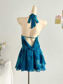 Soleia Vestido de fiesta corto con cuello drapeado profundo, volantes y bajo asimétrico en estilo tie dye, de talle bajo, para vacaciones