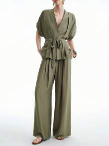 Aalyst 2pcs Women Summer Bohemian Style Tie Waist Dolman Sleeve V-Neck Top And Wide Leg Shorts Set - Green - View 4