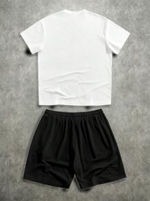 Manfinity ZONE917 男士街头标语印花 T 恤和仿补丁短裤套装 - 黑與白 - 查看 5