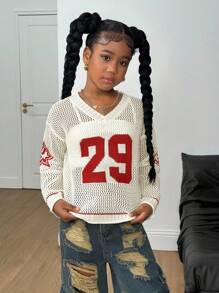 SHEIN Tween Girl 白色 V 领针织毛衣，带有红色字母图案，篮球运动衫款式，超大宽松版型，柔软舒适，适合街头、休闲和派对穿着 - 米色 - 查看 4