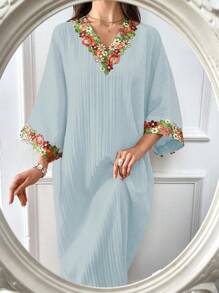 Al Najma 女士刺绣束腰外衣和阿拉伯传统长裙 - 淺藍色 - 查看 4