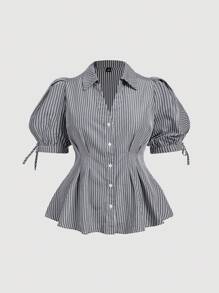 SHEIN MOD 新款春夏女士加大码优雅条纹短袖衬衫，系腰带泡泡袖上衣，适合职场和休闲穿着，凸显身材 - 黑與白 - 查看 1