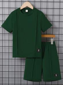 SHEIN Mirajuku 青少年男孩两件套休闲纯色短袖T恤和短裤，夏季 - 墨綠色 - 查看 7
