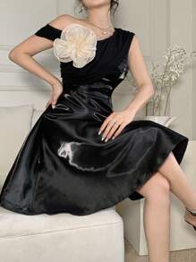 Feyla Women's Asymmetric Neckline Floral Decor Waist Cinched Short Dress - Black - View 2