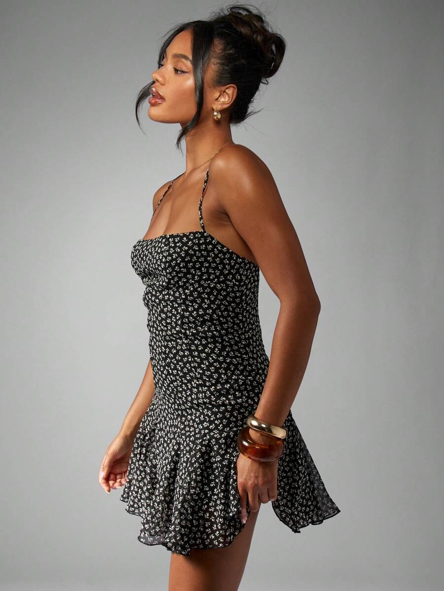 MISSGUIDED Flirty Floral Mini Dress Chiffon Empire Waist Cami Strap Summer Wedding Guest Fit And Flare Ruffle Hem - Black and White - View 1