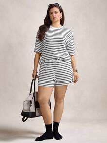 Zelara Plus Size Women's Black And White Summer Striped Crew Neck Drop Shoulder T-Shirt & Shorts 2 Pieces Casual Set,Smart Casual Vacation Outfits Rompers - Black and White - View 4