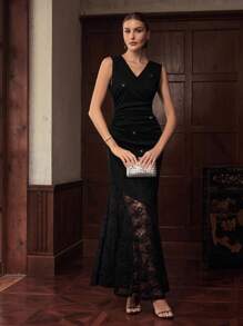 ZEYLAH CONTRAST LACE RUCHED DRESS - Black - View 5