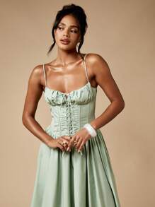 MISSGUIDED Elegant Corset Style Midaxi Dress Lace Up Front Spaghetti Strap Sage Green Summer Wedding Guest Party Prom Ball Gown With Full Circle Skirt Christmas