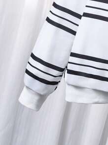 SHEIN 2pcs/Set Fashion Casual Boys Black & White Striped Pocket Long Sleeve T-Shirt + Ripped Waistband Elastic Jeans Pants, Loose Fit, Suitable For Daily Wear, Travel, Party And Photo Shooting,Back To School Fall Winter - Multicolor - View 3