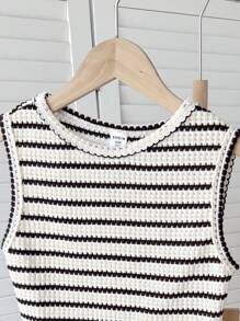 SHEIN Tween Girls Casual Loose Comfortable Striped Round Neck Sleeveless Tank Top And Shorts Set - Black and White - View 5