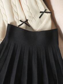 SHEIN Tween Girl Casual Cable Knit Intarsia Plain Crew Neck Bowknot Long Sleeve Sweater & Pleated Skirt 2-Piece Set, Back To School,Halloween ,Perfect For Christmas,Bow Pullover Set,In Fall/Winter