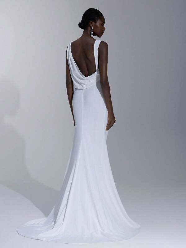 Elitara Elegant Luxurious Ivory Sexy Backless Elastic Ruched Fishtail Maxi Dress With Train, Suitable For Wedding, Singles' Party, Holiday, Prom, Honeymoon, Bridal