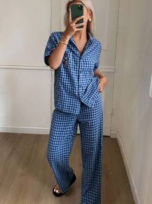 DAZY 2pcs/Set Plaid Cartoon Embroidered Loose Short Sleeve Top & Pants Ladies Pajama Set - Navy Blue - View 1